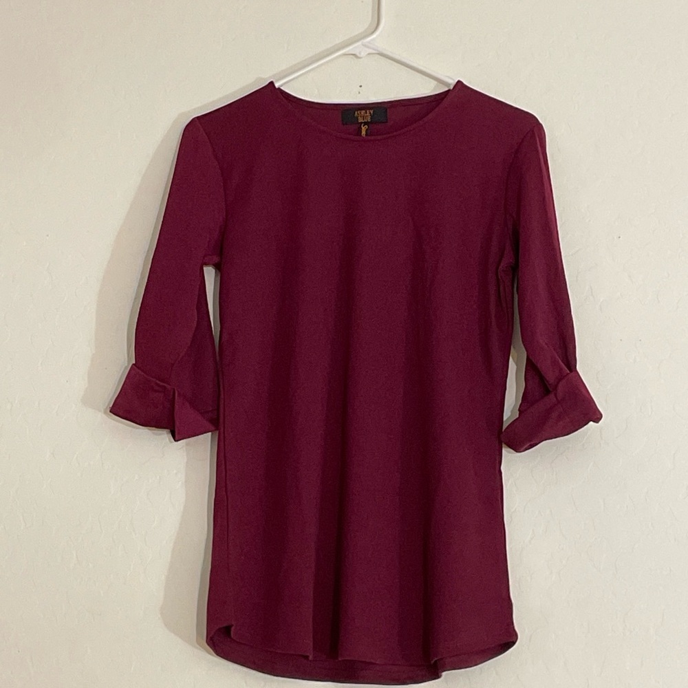 Ashley Blue Stretch Women’s Blouse Top Shirt Medium M Maroon